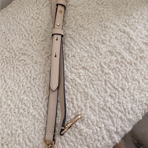 Kate Spade Tan Pebbled Leather Shoulder Bag - Picture 8 of 12